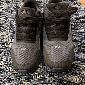 ALO Yoga Brown espresso running Lace-Up Athletic Sneakers for man or woman